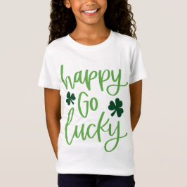 Lycklig tur grön textdesign med shamrocks t shirt