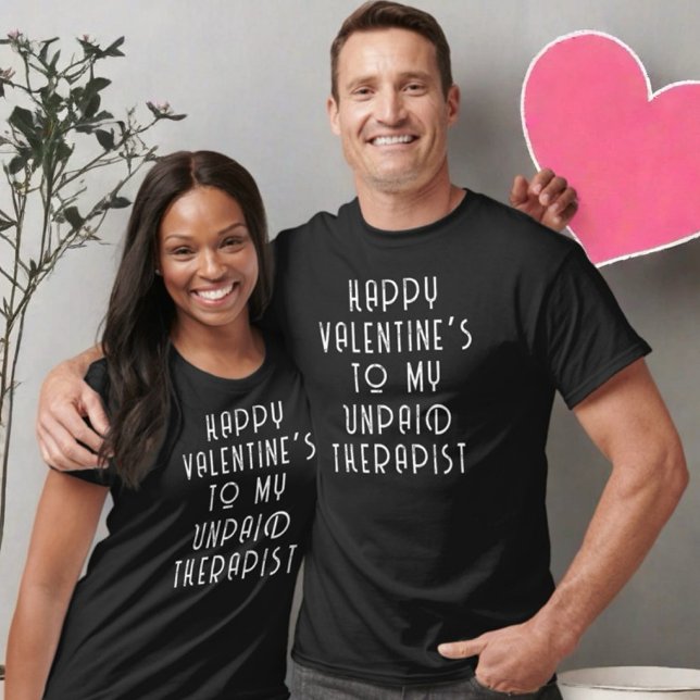 Lycklig Valentinpars roliga citattecken monogram T Shirt (Skapare uppladdad)