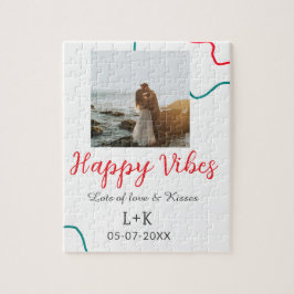 Lycklig Vibes helgdag par namn datum bröllop röd Pussel