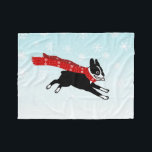 Lycklig Winter Roligt Boston Terrier med Red Scarf Fleecefilt<br><div class="desc">Boston Terrier Älskare Warm Winter Fleece Blanket. En originaltecknad av roligt av en svart och vit Boston Terrier i lycklig med röd halsduk som löper genom snö. Stanna inte i kallet i vinter! Njut av att stöta upp inomhus med hund inlindad i den här mjuka filten. Den här söta tecknaden...</div>