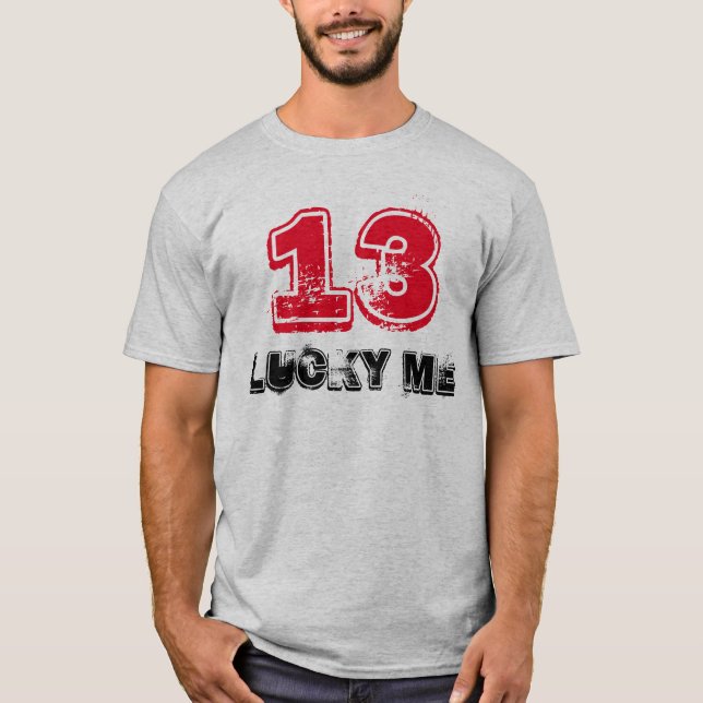"Lyckliga 13 mig" t-skjorta Tee (Framsida)