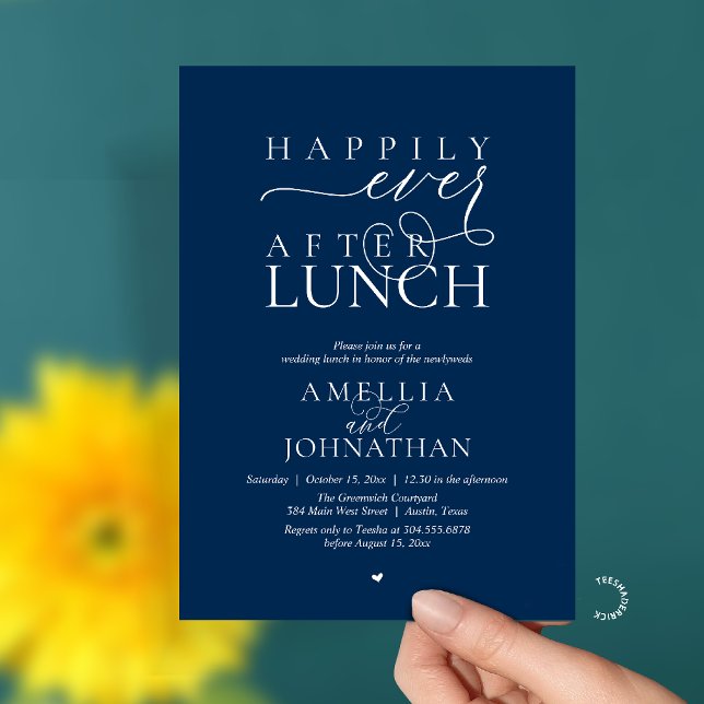 Lyckliga För Evigt Efter Lunch Modern Bröllopsflyk Inbjudningar (Happily Ever After Lunch Modern Wedding Elopement Invitation Card in navy blue)