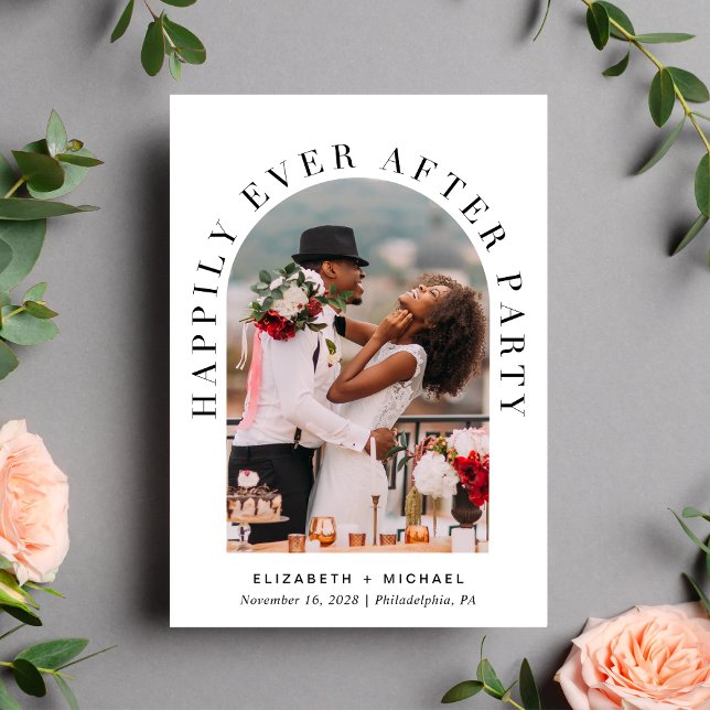 Lyckligtvis allt efter Party Arch Photo Bröllop Inbjudningar (Celebrate your love story with an invitation showcasing your favorite photo in an elegant arch frame)