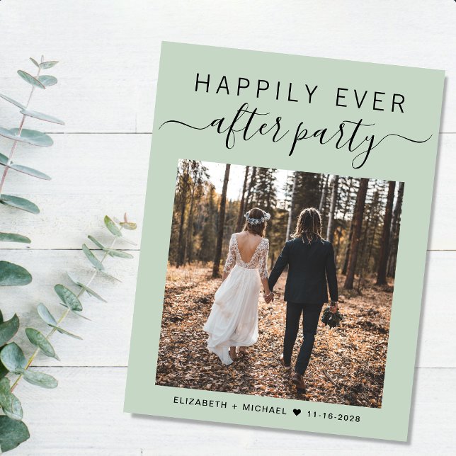 Lyckligtvis allt efter Party Foto Sage Grönt Bröll Meddelande Vykort (An chic Happily Ever After Party postcard invitation for your wedding celebration)