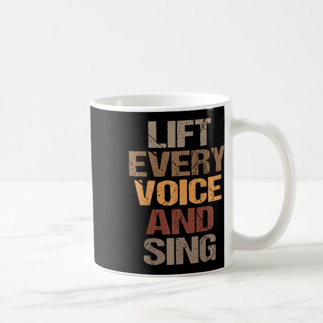 Lyft Varje Röst Och Sjung Juneteenth Svarta Histor Kaffemugg (Höger)