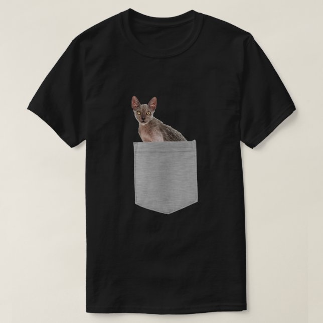Lykoi-katt i din Pocket Premium T Shirt (Design framsida)