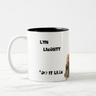 Lyn Liechty, gillar det en CavMan! Mugg