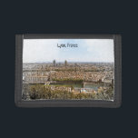 Lyon Frankrike Panorama View<br><div class="desc">Vackra Wallet visar en Lyon Frankrike Panorama View med alla berömdens landmärken och byggnad i franskens stad. Gör det till en underbar sjö- och resegåva för alla turister och besökare på franskens resmål. Gör det till din egen och köp nu.</div>