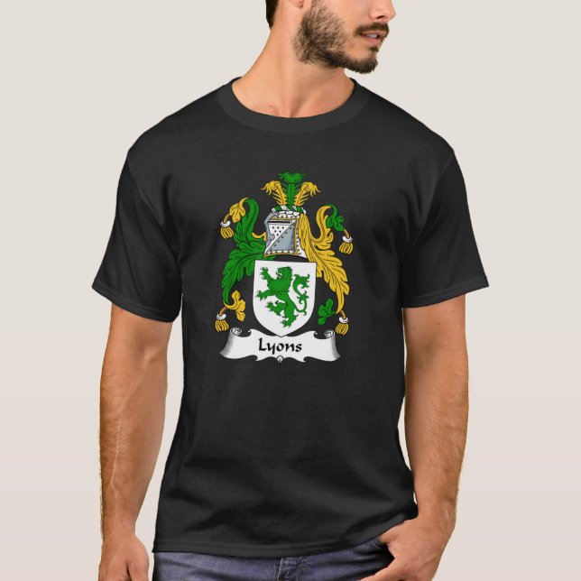 Lyon Jackar Arm Lyons Family Crest T Shirt (Framsida)