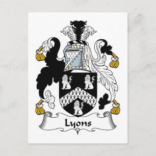 Lyons Family Crest Vykort