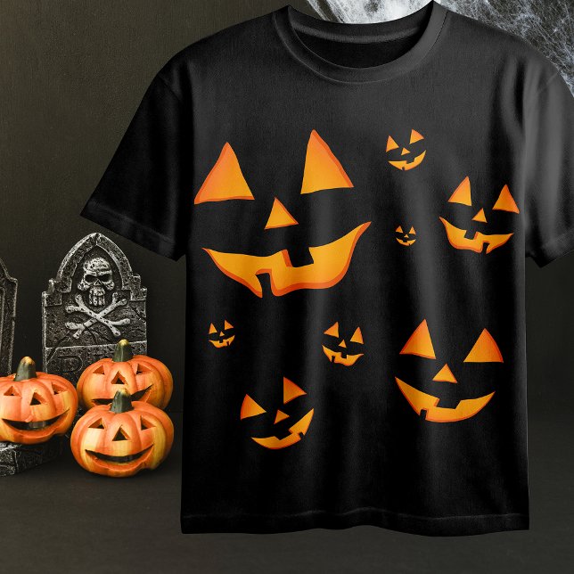 Lysande Jack-O-Lyktans Ansikte Halloween-design T Shirt (Glowing Jack-O-Lantern Faces Halloween Design. T-Shirt)