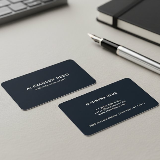 Lyx Minimalist | Modern Professionell Djupblå  Visitkort (Skapare uppladdad)