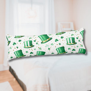 Lyxgröna guldlutar och shamrockar vita kroppskudde
