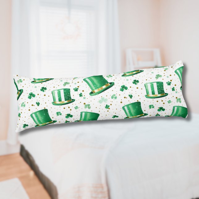 Lyxgröna guldlutar och shamrockar vita kroppskudde (Skapare uppladdad)