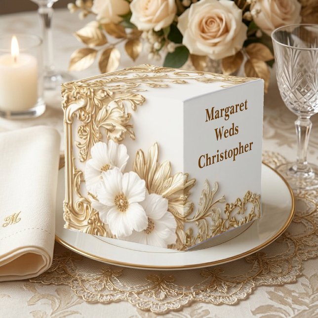 Lyxig Guld Ornamenterad Blommig Kunglig Arv Hustru Presentaskar (Luxury Gold Ornate Floral Royal Heritage Wedding Favor Boxes)