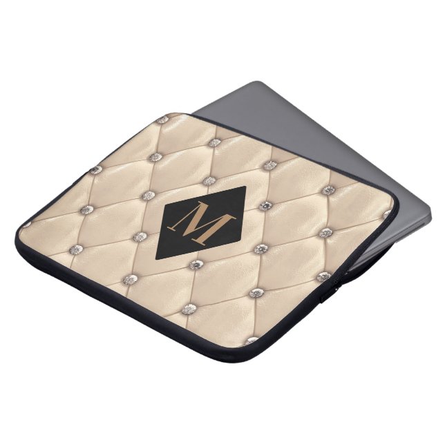 lyxig tuftad guld monogram laptop fodral (Framsida topp)
