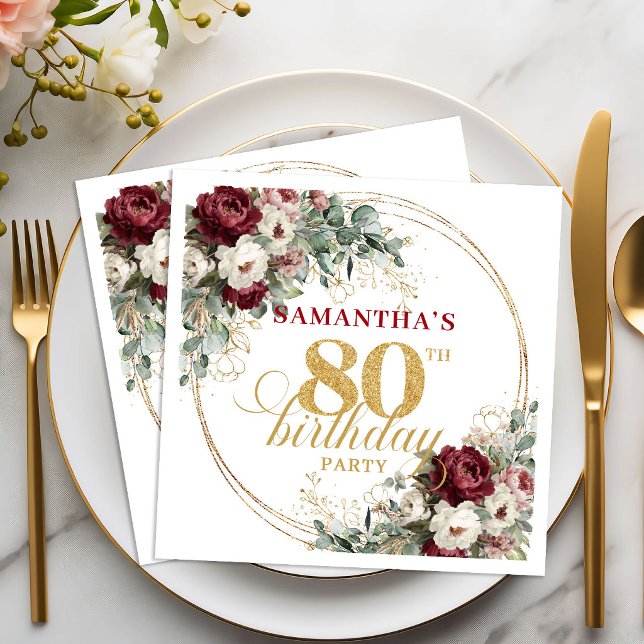 Lyxiga Djupröda Blommiga Guld 80-års Födelsedags S Pappersservett (Luxury Deep Red Floral Gold 80th Birthday Napkins)