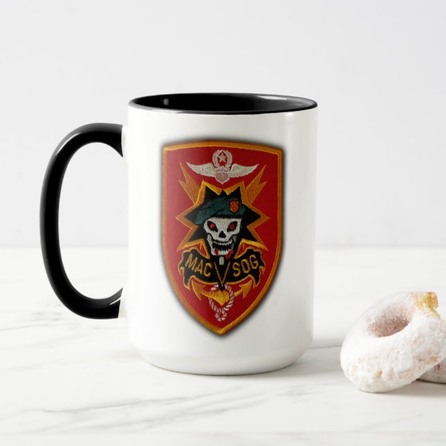 MAC V SOG Vietnams krig veteranplåster Mugg (Med munk)