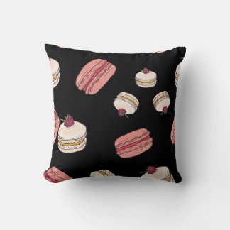 Macaron dekorerat med hallon kudde