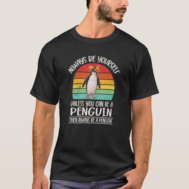 Macaroni Penguin T Shirt (Framsida)
