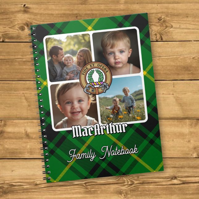 MacArthur Familjefotokollage Anteckningsbok (Skapare uppladdad)