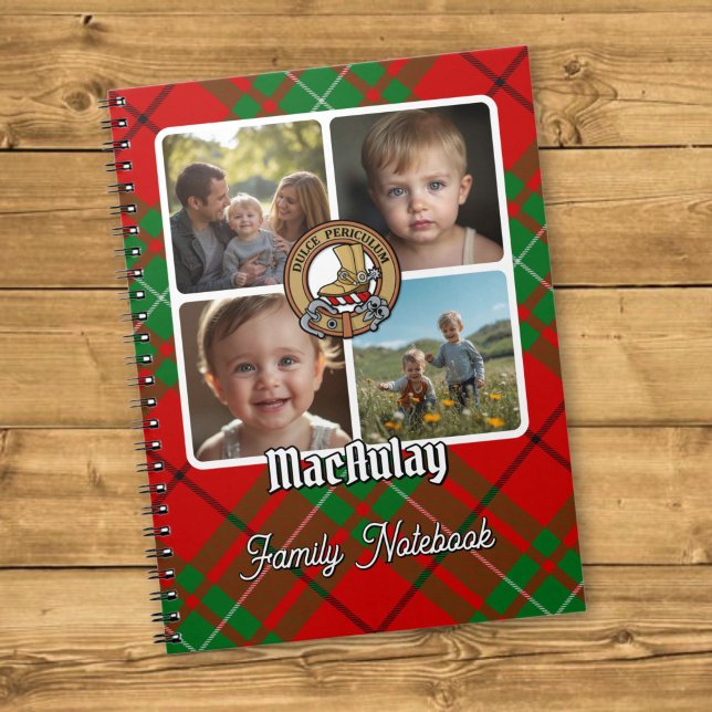 MacAulay Familjefotokollage Anteckningsbok (Skapare uppladdad)