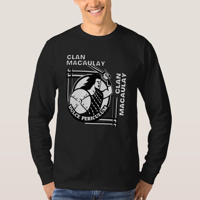 Macaulay-klanens gaeliska valspråk svärdskämpe t shirt (Framsida)