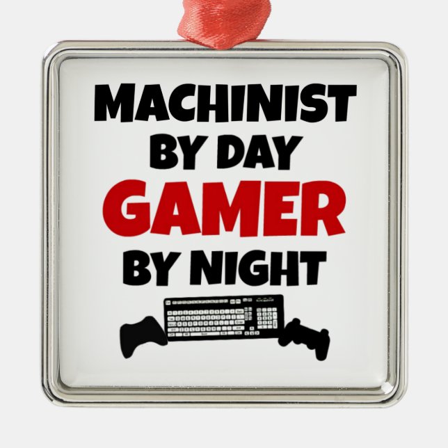 Machinist by Day Gamer by Natt Julgransprydnad Metall (Framsidan)