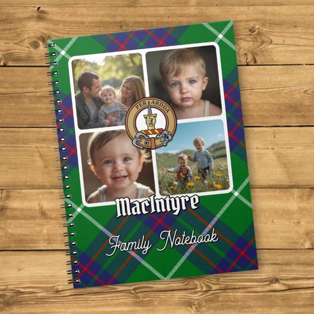 MacIntyre Familjefotokollage Anteckningsbok (Skapare uppladdad)
