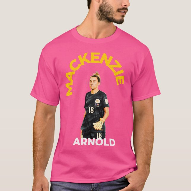 Mackenzie Arnold T Shirt (Framsida)