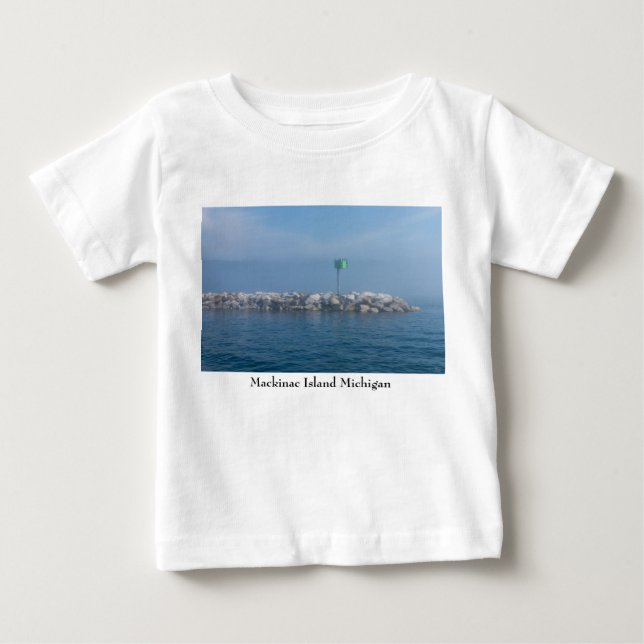 Mackinac Breakwater T Shirt (Framsida)