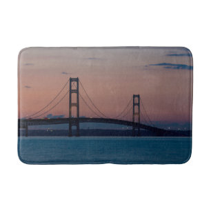 Mackinac Bridge i Dusk Badrumsmatta