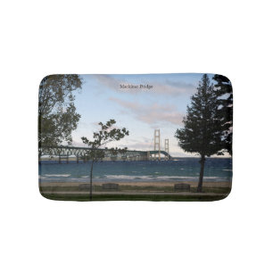 Mackinac Bridge med träd bathmat Badrumsmatta