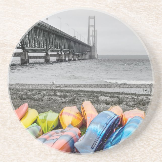 Mackinac Bridge och Canoes Select Färg Underlägg (Framsidan)
