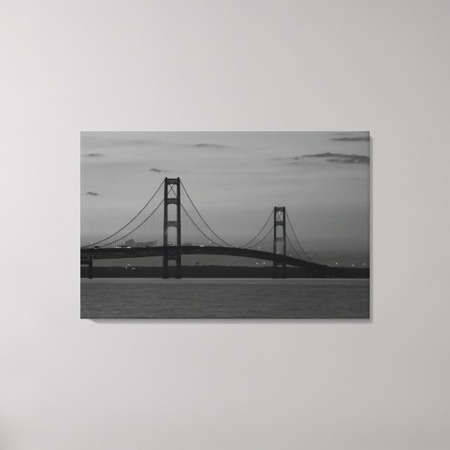 Mackinac Bridge vid Dusk Grayscale Canvastryck (Framsida)