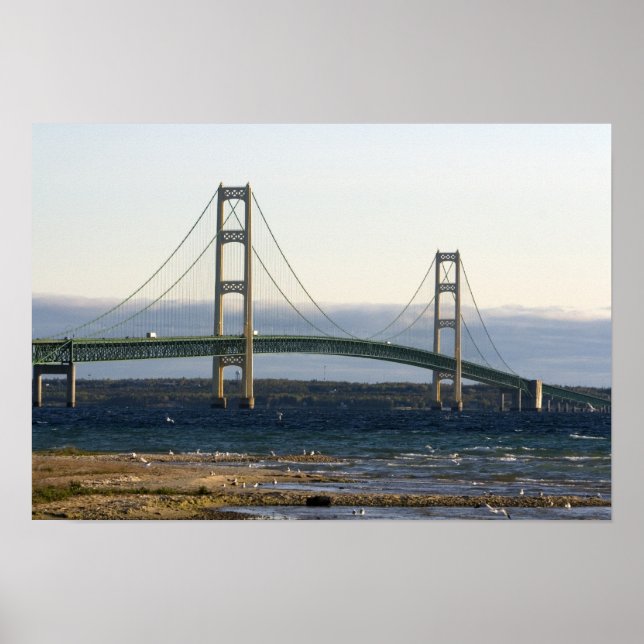 Mackinac-bron som spänner över Mackinacsundet 4 Poster (Framsidan)