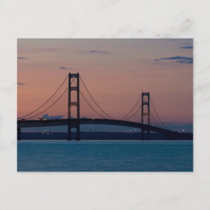 Mackinac-brygga på vykort i Dusk