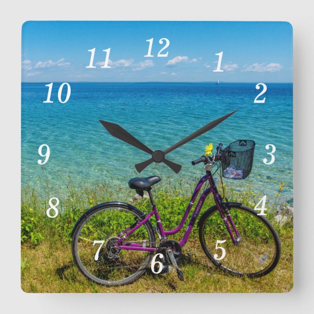 Mackinac Island Bike Wall Clock Fyrkantig Klocka (Framsida)