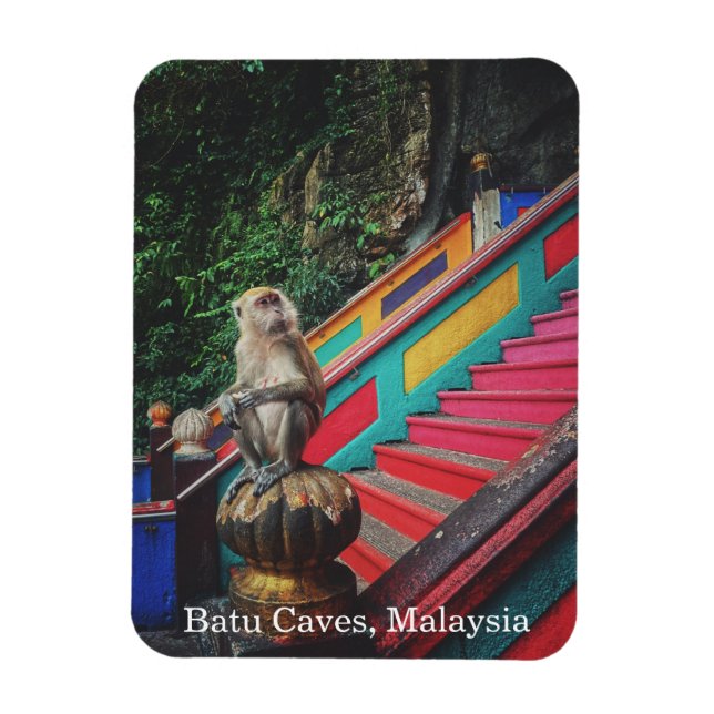 Macque Monkey vid Batu Caves, Malaysia Travel Magnet (Vertikal)