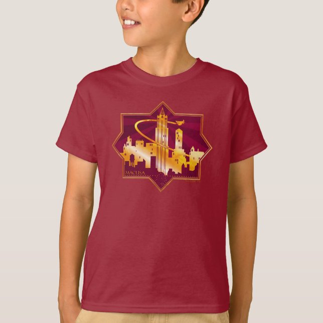 MACUSA™ Graphic Badge Tee Shirt (Framsida)