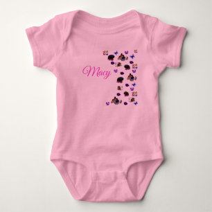 Macy, Namn, med Guinea Grisar och Pansies, T Shirt