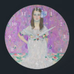 Mada Primavesi Gustav Klimt Lila Girl Girl Porträt Stor Klocka<br><div class="desc">Berömd Mada Primavesi porträtt av Gustav Klimt. Den här målningen har en brunettflicka i en söt vit klänning med blommor framför en lila bakgrund. Snygg färg på vintagens teckningar av en kvinna.</div>