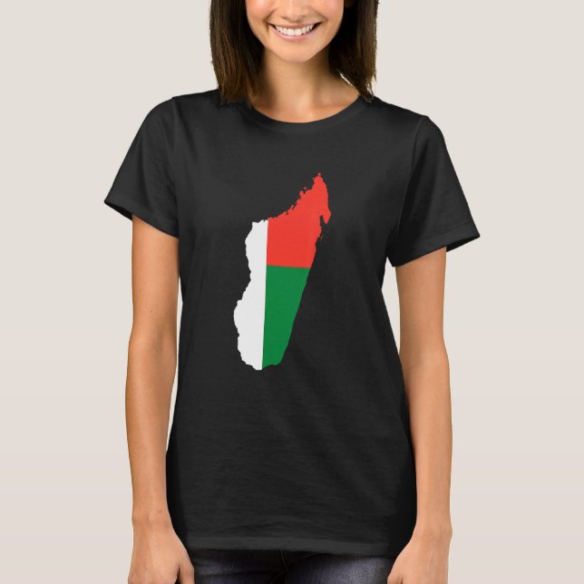 Madagascar flag in Madagascar outline Madagascar T Shirt (Framsida)