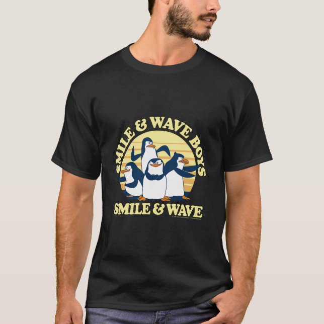 Madagaskar Penguins Smile och Wave Sunset Text Pos T Shirt (Framsida)