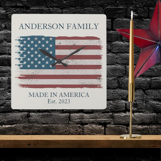 Made in America Namnteckning Fyrkantig Klocka (Skapare uppladdad)