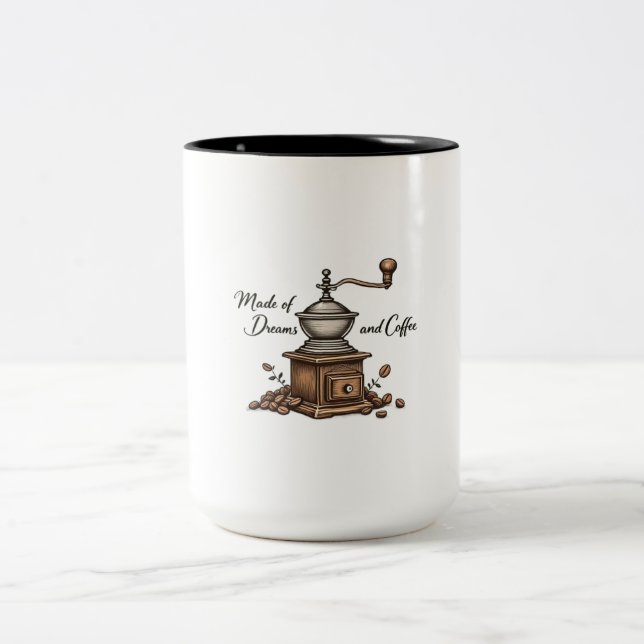 "Made of Dreams and Coffee" Two-Tone Mugg - kaffe (Center)
