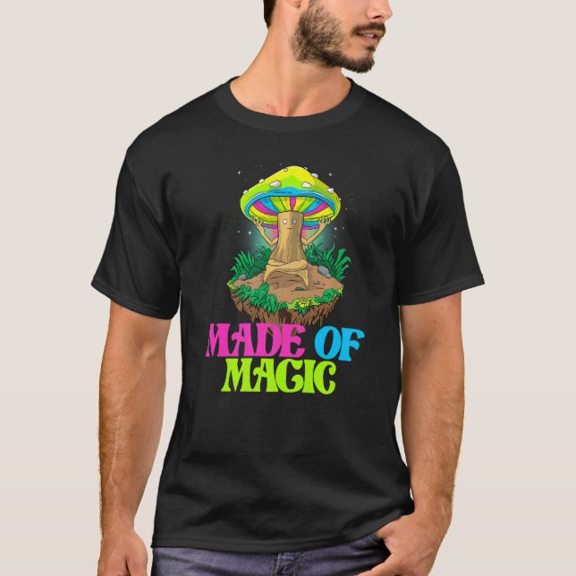 Made Of Magic  Women Magic Psilocybin Mushroom T Shirt (Framsida)