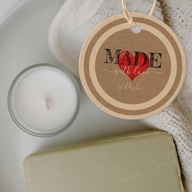 Made with Kärlek Script Red Heart på Linen Struktu Gåvor Etiketter (Skapare uppladdad)