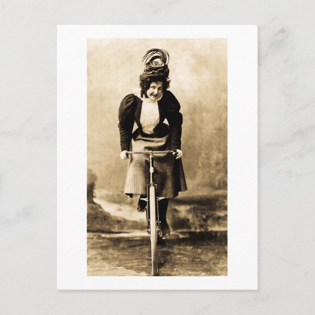 Madge Lessing on Bike Vintage 1902 Vykort (Framsida)