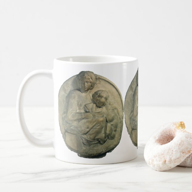Madonna och Child, Tondo Pitti av Michelangelo Kaffemugg (Med munk)